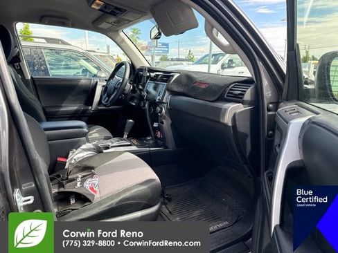 Used 2021 Toyota 4Runner SR5 AWD/4WD image 14