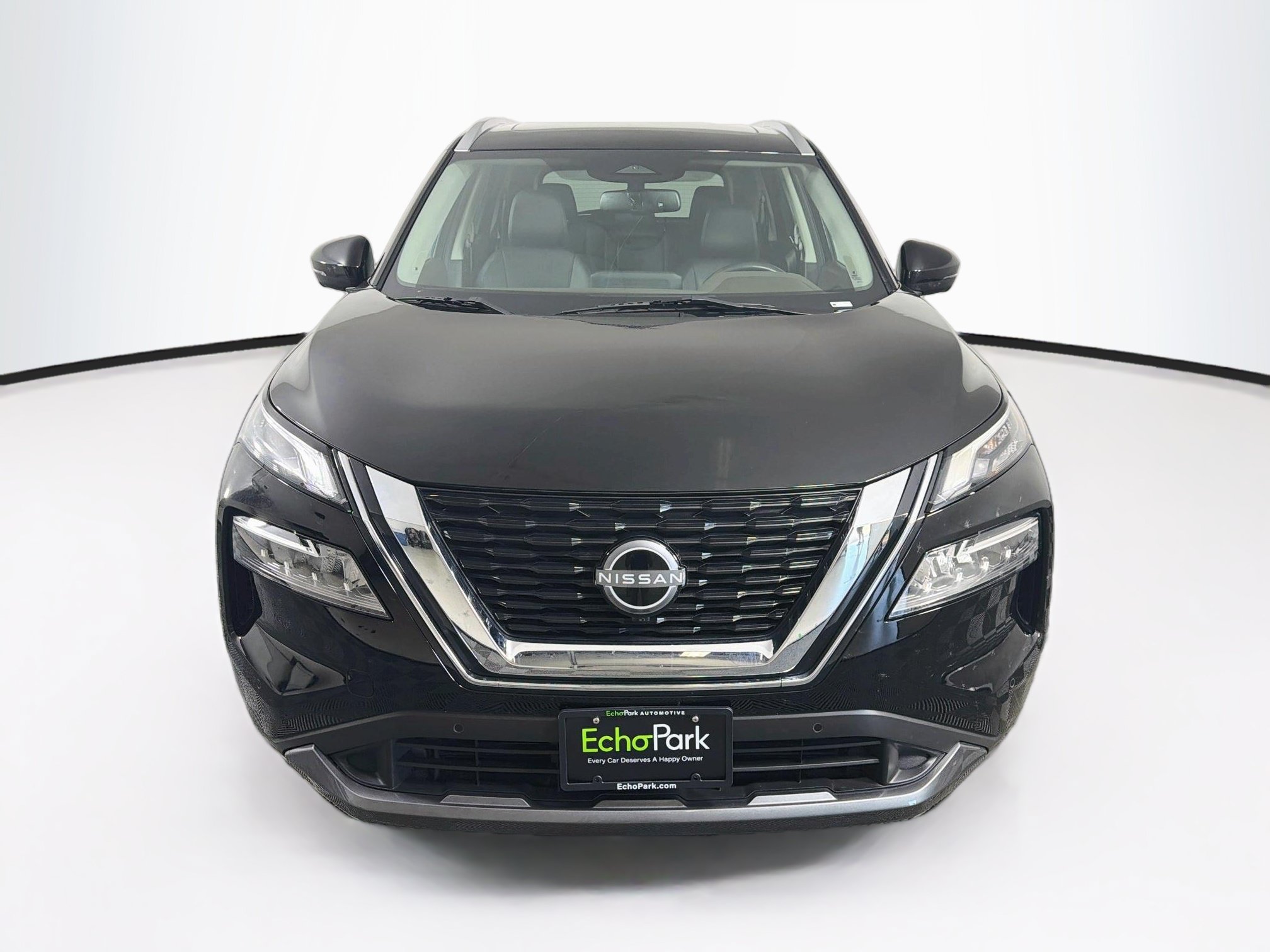 Used 2023 Nissan Rogue SL w/ SL Premium Package FWD image 2
