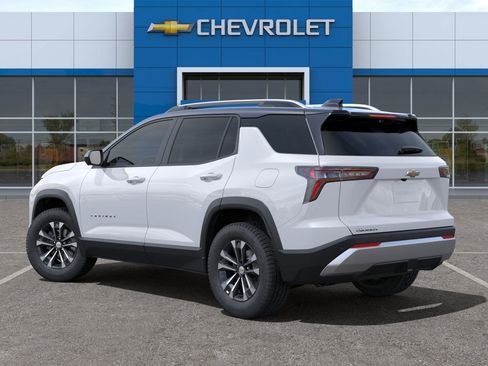 New 2025 Chevrolet Equinox LT w/ Convenience Package II image 3