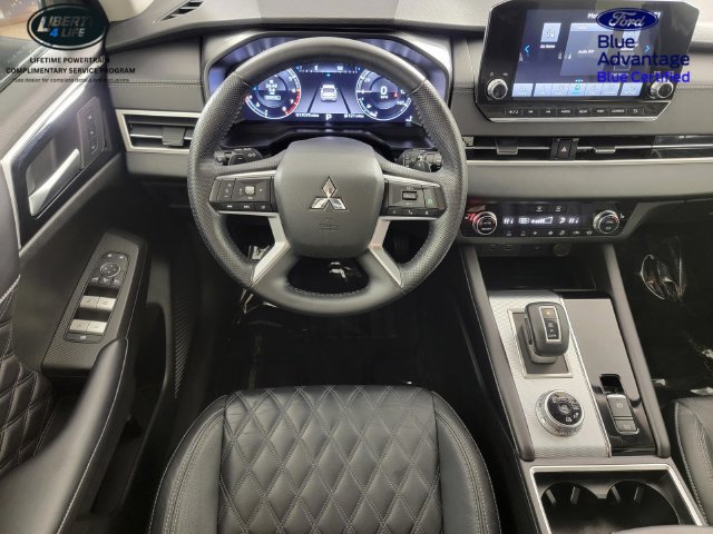 Used 2024 Mitsubishi Outlander SEL AWD/4WD image 25