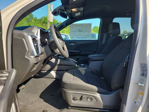 New 2026 GMC Canyon Elevation w/ Convenience Package RWD image 19