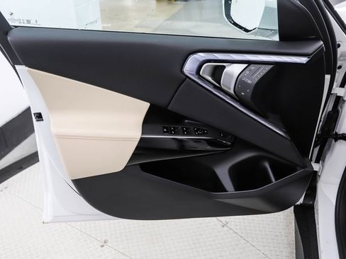 Used 2026 BMW X3 xDrive30 image 9