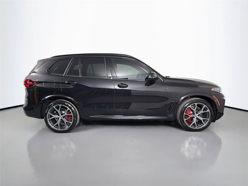 New 2026 BMW X5 xDrive40i w/ M Sport Package AWD/4WD image 4