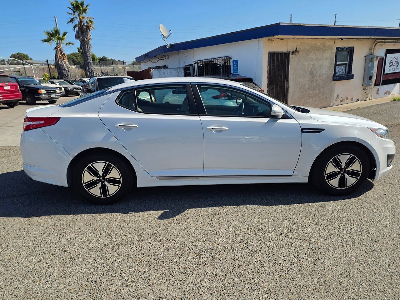Used 2012 Kia Optima Hybrid FWD image 18