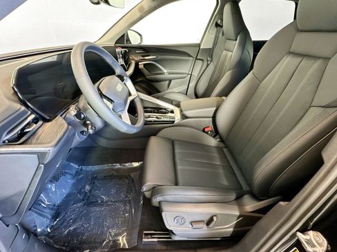 New 2025 Audi Q5 Premium Plus image 17