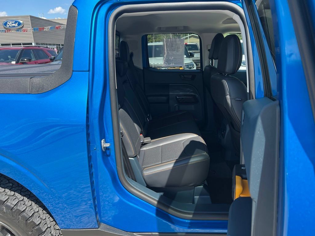 Used 2025 Ford Maverick Tremor AWD/4WD image 19