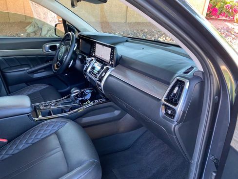 Used 2023 Kia Sorento SX Prestige AWD/4WD image 57