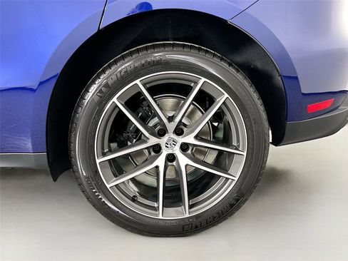 Used 2026 Porsche Macan Turbo AWD/4WD image 12