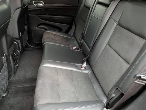 Used 2022 Jeep Grand Cherokee Laredo X AWD/4WD image 19