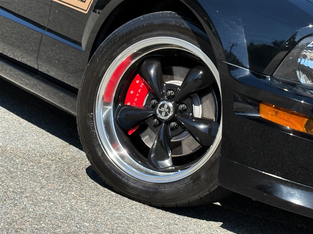 Used 2007 Ford Mustang GT RWD image 32