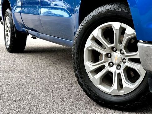 Used 2022 Chevrolet Silverado 1500 LTZ AWD/4WD image 2