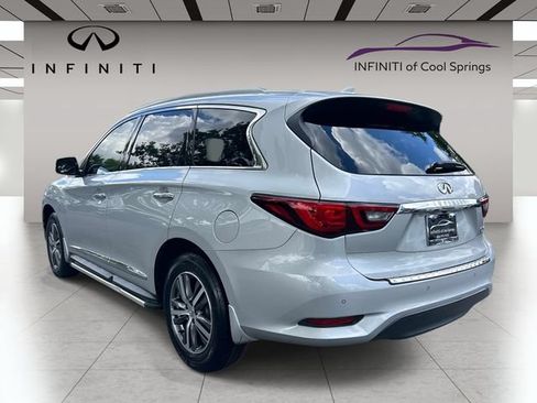 Used 2020 INFINITI QX60 Luxe w/ Essential Package FWD image 5