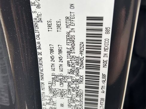 Used 2025 Toyota Tacoma SR5 image 10