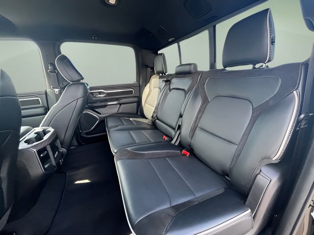 Used 2025 RAM 1500 Laramie AWD/4WD image 27