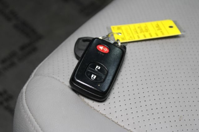 Used 2012 Toyota RAV4 Limited w/ Premium Plus Value Pkg AWD/4WD image 17