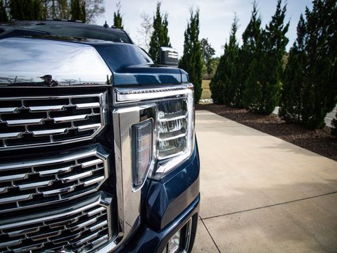 Used 2022 GMC Sierra 2500 Denali w/ Denali Ultimate Package image 5