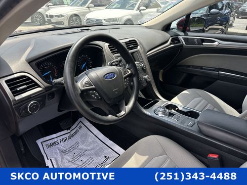 Used 2019 Ford Fusion S image 20