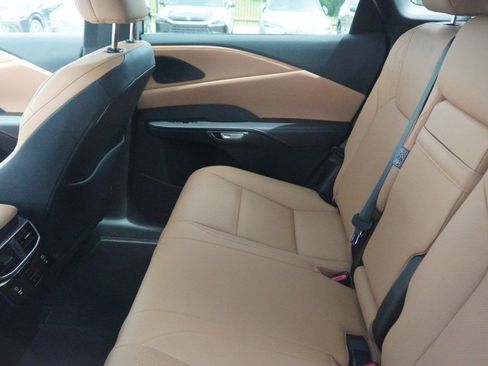 Used 2025 Lexus RX 350 Premium w/ Convenience Package image 11