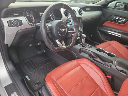 Used 2016 Ford Mustang GT Premium RWD image 13