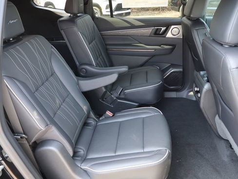 New 2026 Buick Enclave Avenir w/ Super Cruise Package image 25