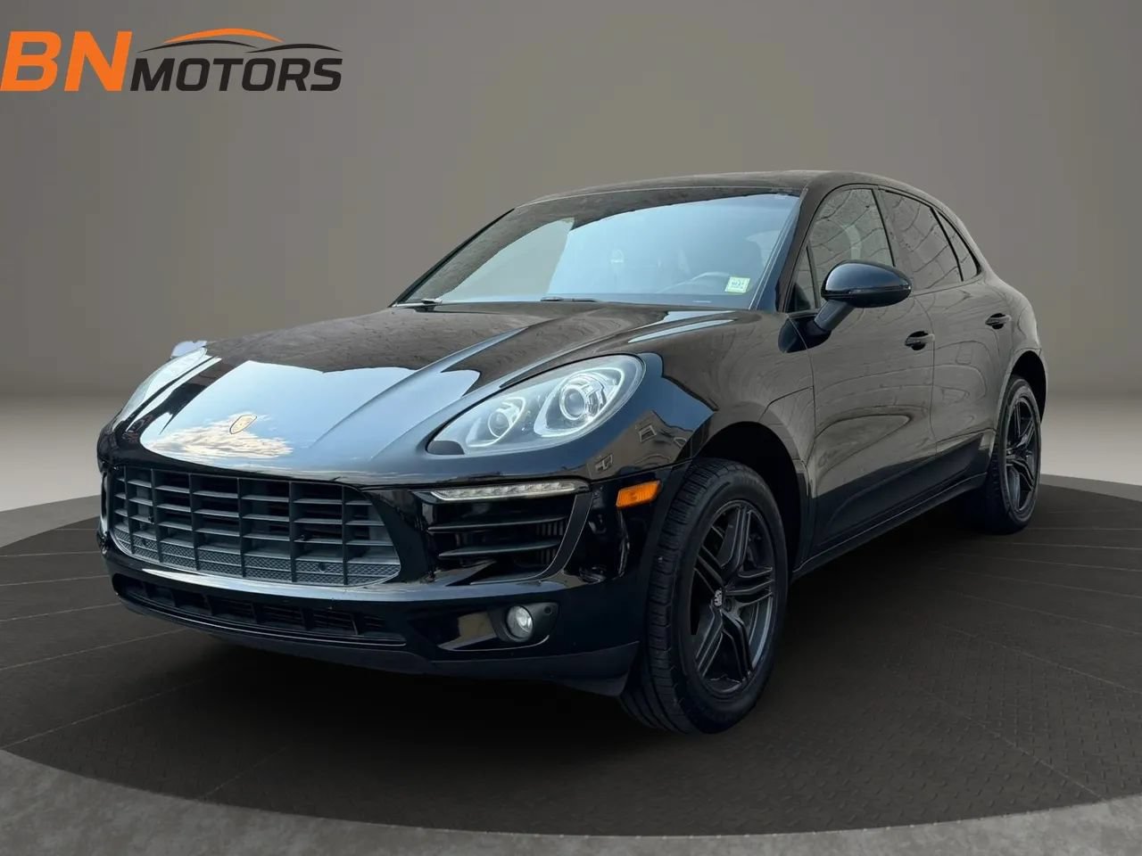 Used 2015 Porsche Macan S AWD/4WD image 2