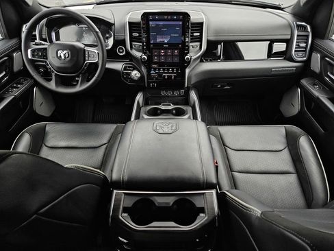 Used 2025 RAM 1500 Laramie w/ Night Edition image 37