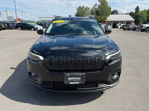 Used 2023 Jeep Cherokee Altitude Lux AWD/4WD image 8