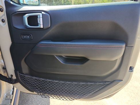 Used 2020 Jeep Gladiator Rubicon image 46