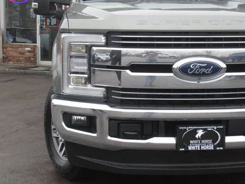 Used 2019 Ford F350 Lariat w/ Lariat Ultimate Package image 3