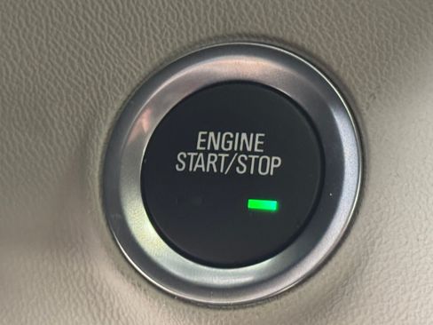 Used 2024 GMC Terrain Denali w/ Denali Premium Package AWD/4WD image 22