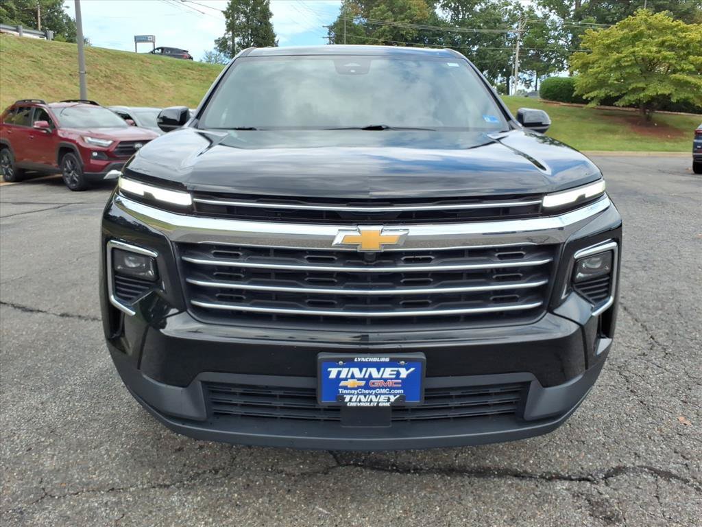 Used 2025 Chevrolet Traverse LT AWD/4WD image 9