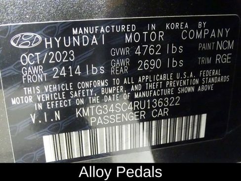 Used 2024 Genesis G70 2.5T w/ Sport Prestige Package image 24