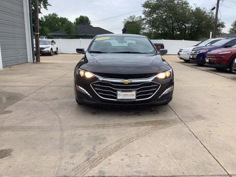 Used 2023 Chevrolet Malibu LT FWD image 3