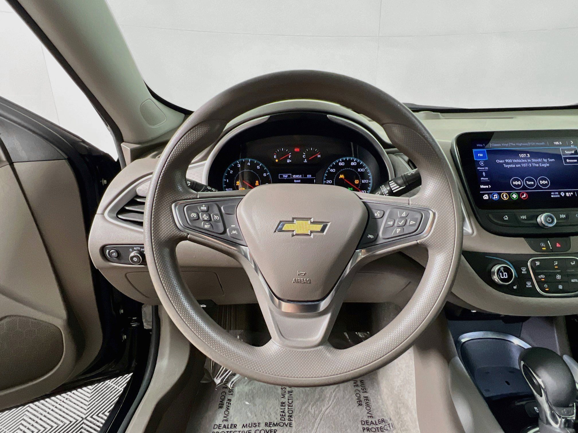 Used 2025 Chevrolet Malibu LT FWD image 18