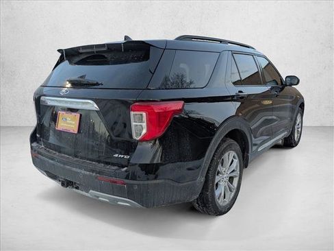 Certified 2023 Ford Explorer XLT w/ Equipment Group 202A image 5