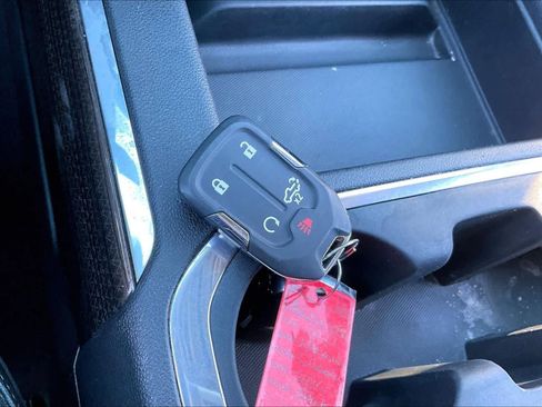 Used 2021 Chevrolet Silverado 1500 LT Trail Boss w/ Convenience Package II image 14