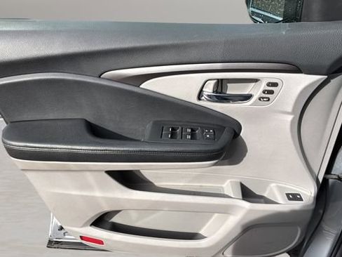 Used 2020 Honda Pilot EX-L image 17
