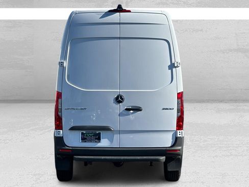 Certified 2025 Mercedes-Benz Sprinter 2500 image 5