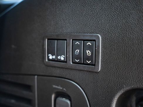 Used 2020 Chevrolet Tahoe Premier AWD/4WD image 43