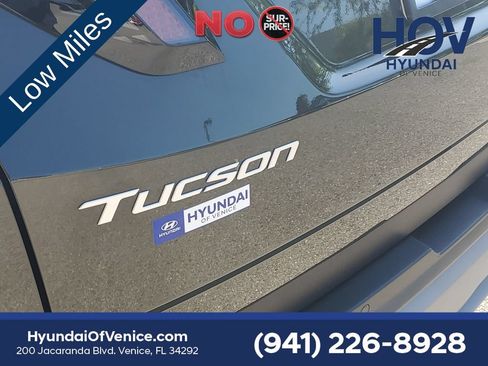 Used 2025 Hyundai Tucson Limited FWD image 12