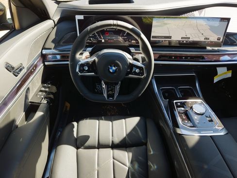 New 2026 BMW 740i w/ Premium Package image 18