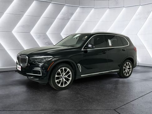 Used 2020 BMW X5 sDrive40i w/ Convenience Package RWD image 3