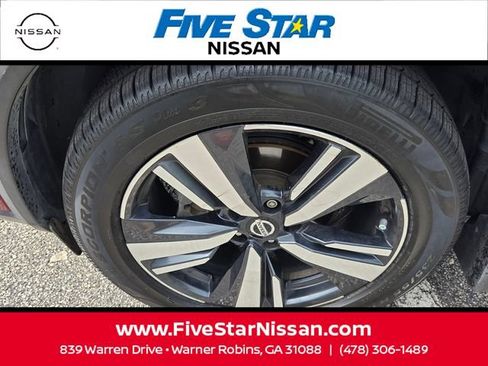 Used 2021 Nissan Rogue SL w/ Premium Package FWD image 17