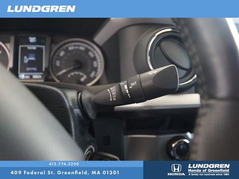 Used 2018 Toyota Tacoma SR5 image 20
