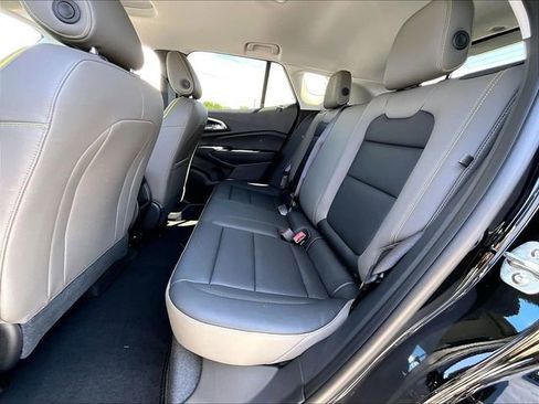 New 2026 Chevrolet Trax ACTIV w/ Sunroof Package FWD image 14