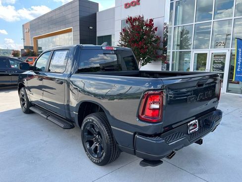 New 2026 RAM 1500 Express AWD/4WD image 18