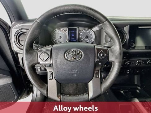 Certified 2018 Toyota Tacoma TRD Sport w/ Technology Package RWD image 14