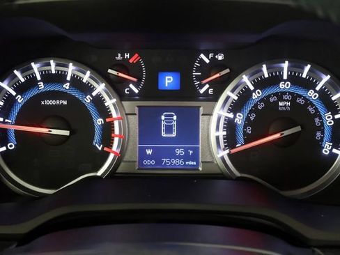 Used 2018 Toyota 4Runner Limited RWD image 30