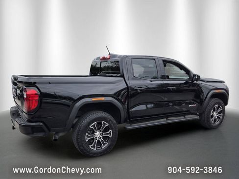 Used 2024 GMC Canyon AT4 AWD/4WD image 6