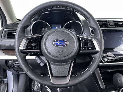Used 2019 Subaru Outback 2.5i Limited AWD/4WD image 13